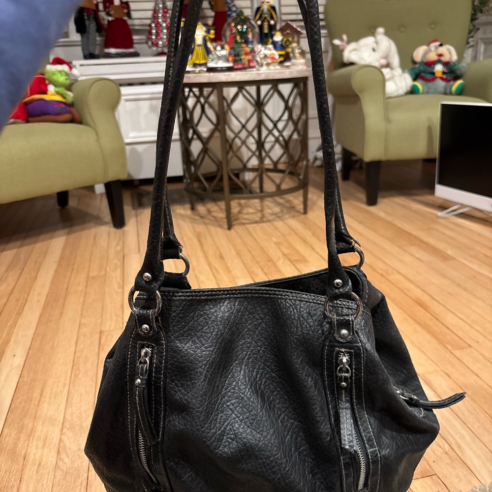 Chic Black Women's Shoulder Bag